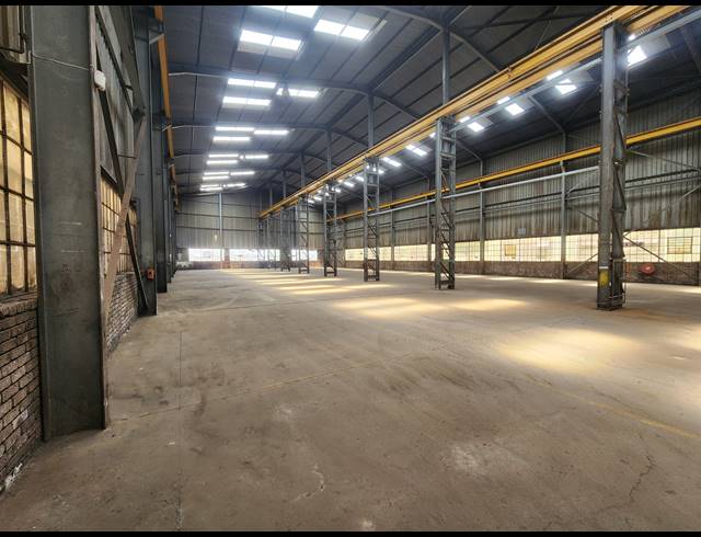 2,400M² WAREHOUSE TO LET IN WADEVILLE
